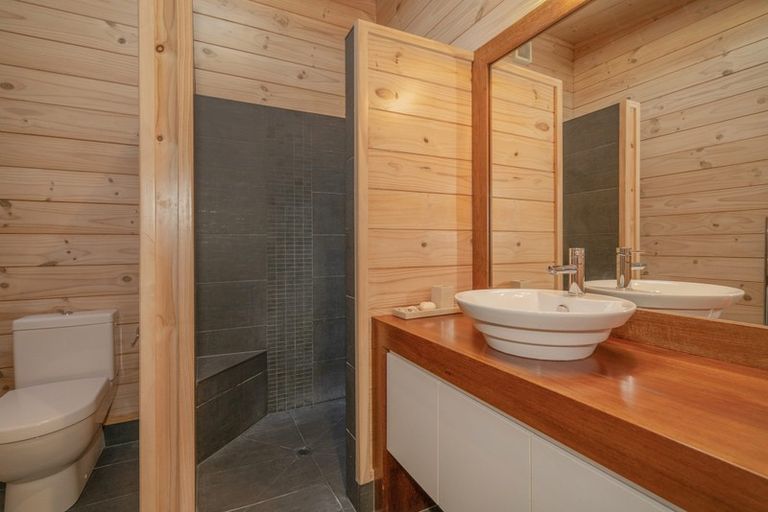 Photo of property in 9 Arawa Lane, Whitianga, 3510