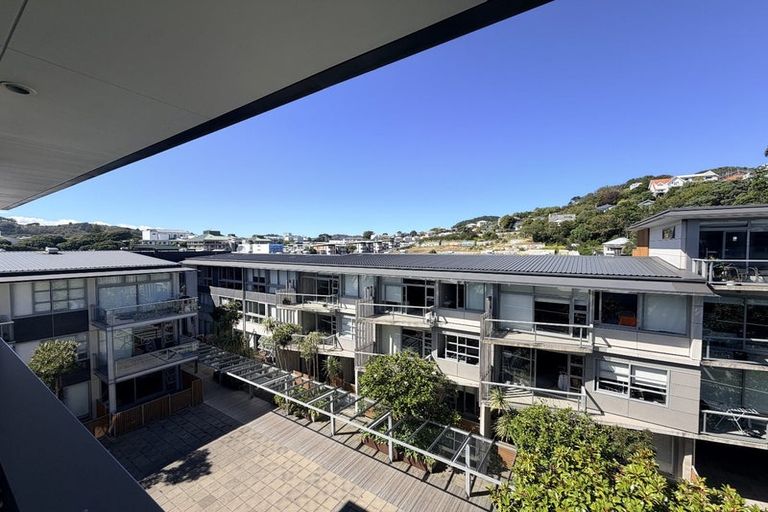 Photo of property in Revolucion Apartments, 404n/28 Torrens Terrace, Mount Cook, Wellington, 6011