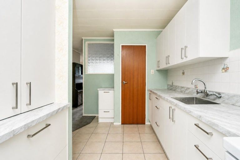 Photo of property in 2/12 Caxton Street, Onekawa, Napier, 4110