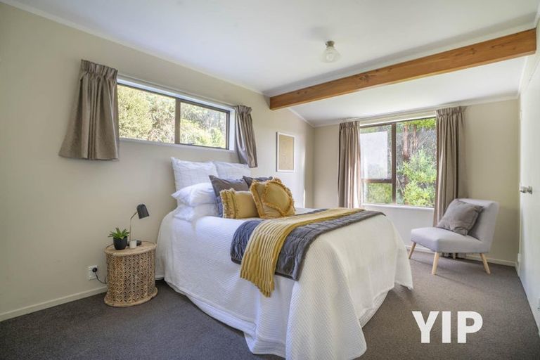 Photo of property in 30 Guadeloupe Crescent, Grenada Village, Wellington, 6037