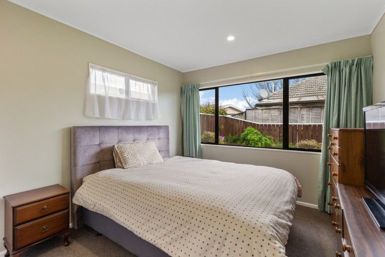Photo of property in 174b Bartholomew Road, Levin, 5510