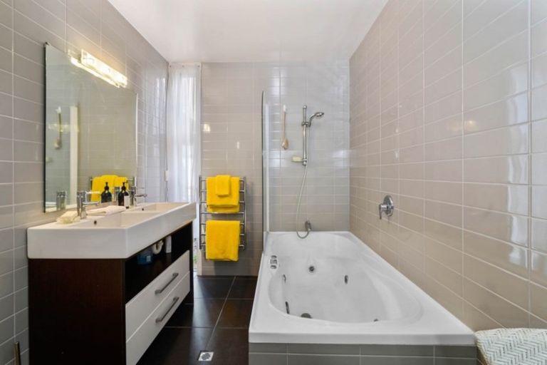 Photo of property in 41 Matipo Avenue, Pomare, Rotorua, 3015