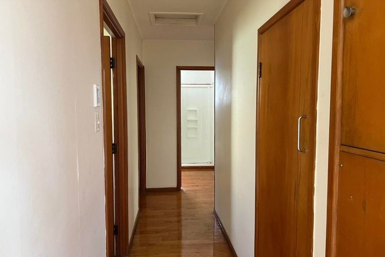 Photo of property in 135 Moore Street, Hillcrest, Auckland, 0627