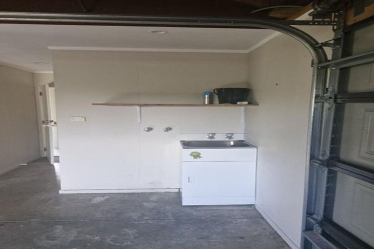 Photo of property in 26 Karamea Street, Whalers Gate, New Plymouth, 4310