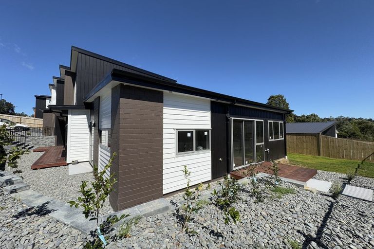 Photo of property in 1 Katote Avenue, Swanson, 0614