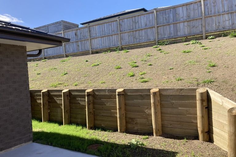 Photo of property in 23 Harry Richards Way, Pokeno, 2402