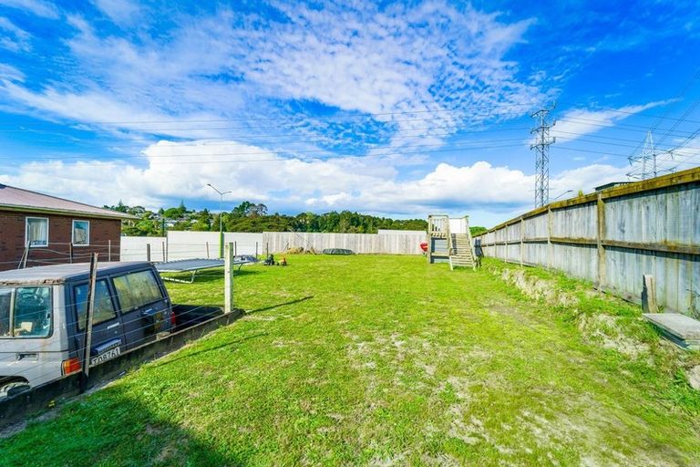 Photo of property in 238 Triangle Road, Massey, Auckland, 0614