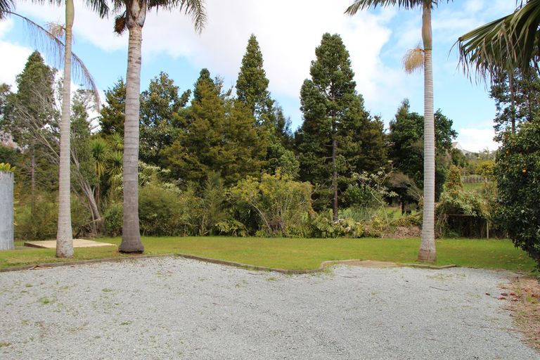 Photo of property in 29 Paradise Road, Coopers Beach, 0420