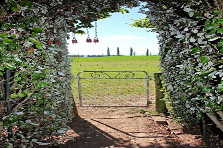 Photo of property in 691 Gillespie Road, Whare Creek, Te Anau, 9679