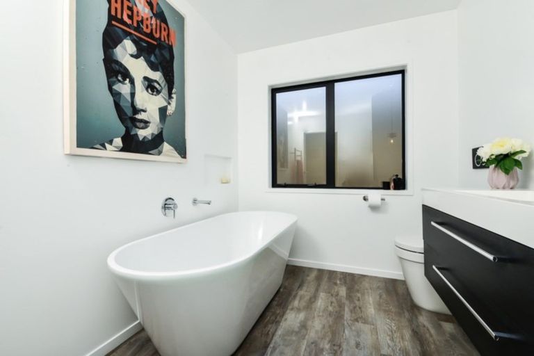 Photo of property in 5 Mccorquindale Drive, Flagstaff, Hamilton, 3210