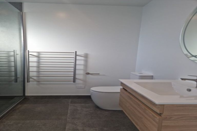 Photo of property in 2/173 Edgeware Road, Edgeware, Christchurch, 8013