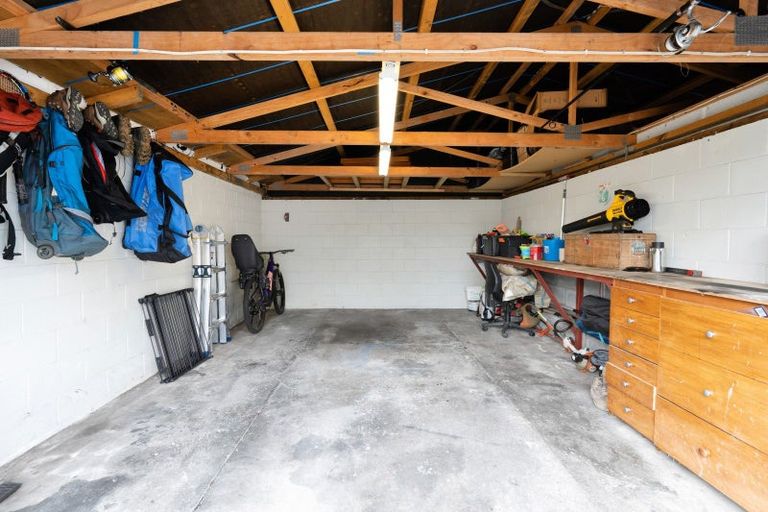Photo of property in 66 Huatoki Street, Vogeltown, New Plymouth, 4310