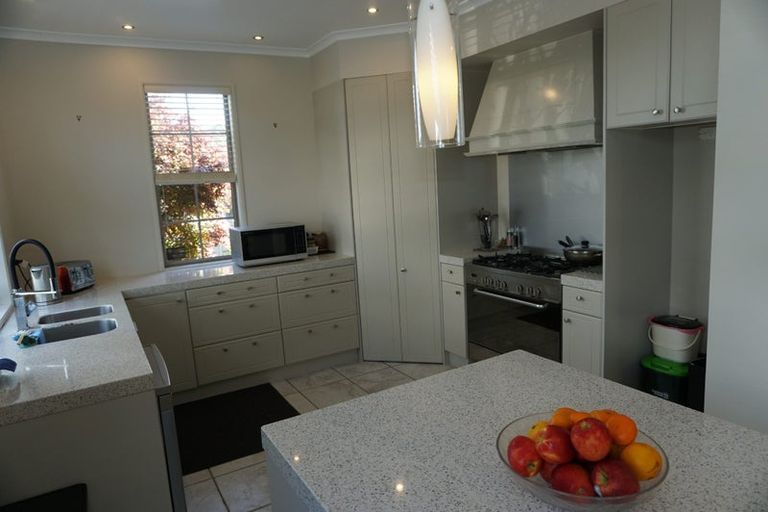 Photo of property in 24 Leburn Crescent, Flat Bush, Auckland, 2016