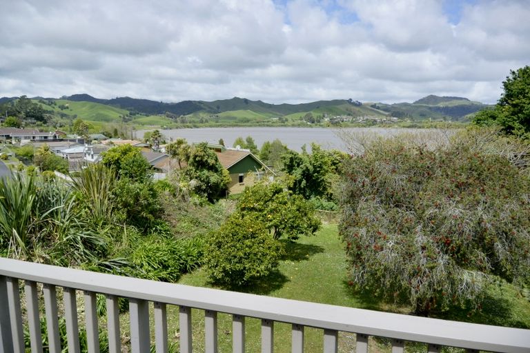 Photo of property in 70 Kimihia Road, Huntly, 3700