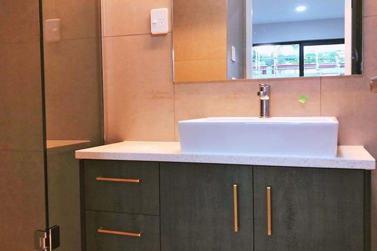 Photo of property in 33 Waka Street, Albany Heights, Auckland, 0632