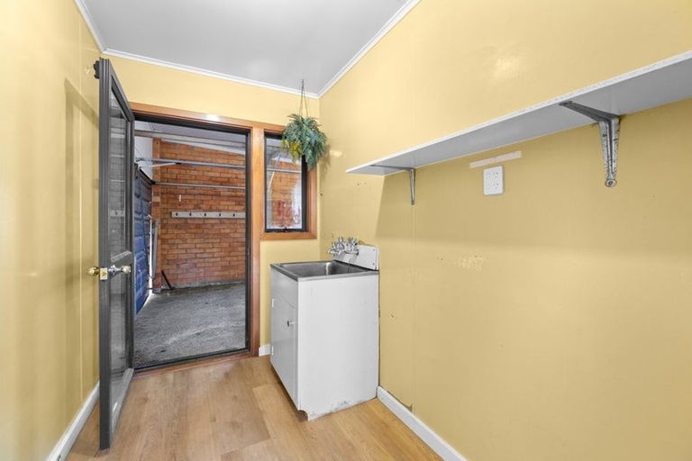 Photo of property in 28 Graham Street, Tinwald, Ashburton, 7700