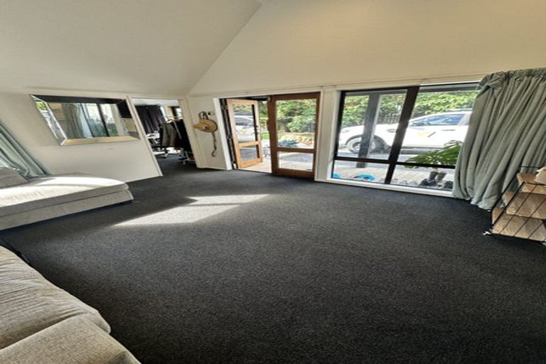 Photo of property in 18a Kamahi Street, Stokes Valley, Lower Hutt, 5019