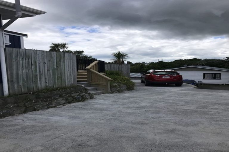 Photo of property in 4 Tui Road, Raumati Beach, Paraparaumu, 5032