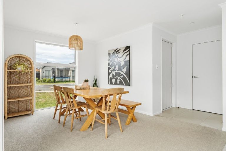 Photo of property in 83 Hills View Drive, Papamoa, 3118