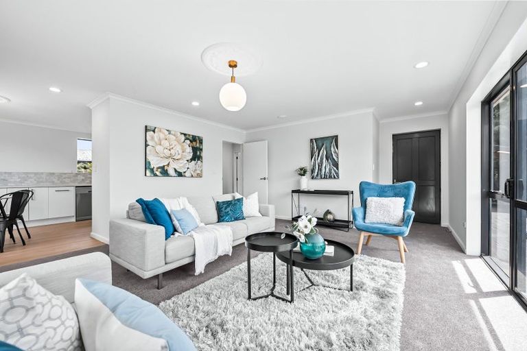 Photo of property in 54 Norana Road, Timberlea, Upper Hutt, 5018