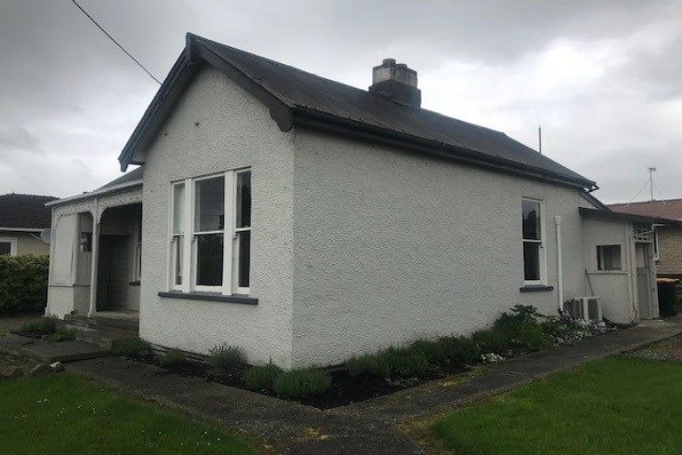 Photo of property in 42 Hamilton Street, East Gore, Gore, 9710