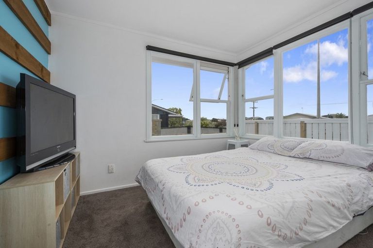 Photo of property in 1142a Papamoa Beach Road, Papamoa Beach, Papamoa, 3118