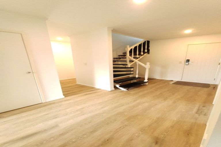 Photo of property in 12 Colwill Road, Massey, Auckland, 0614