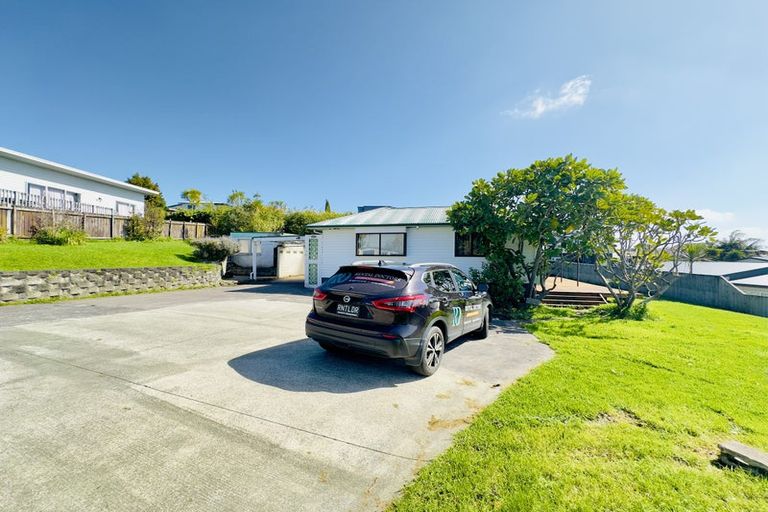 Photo of property in 83a Glengarry Road, Glen Eden, Auckland, 0602