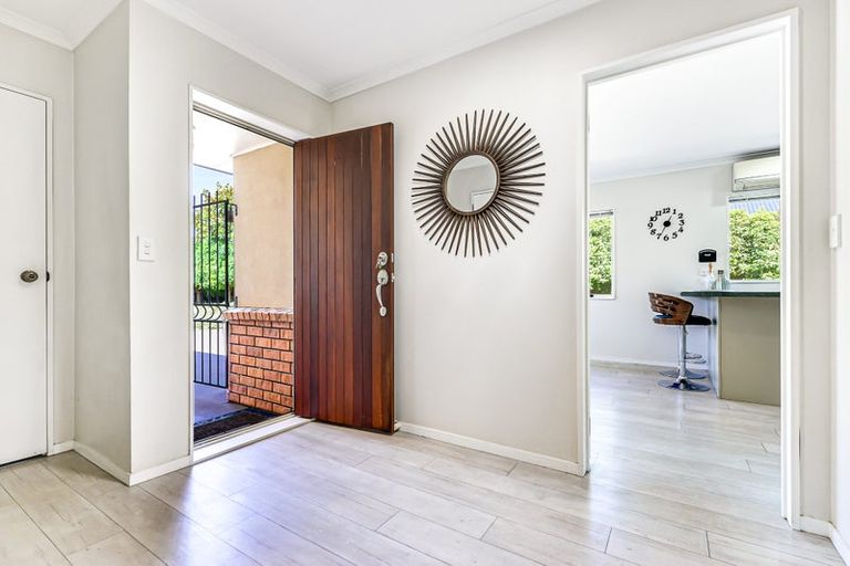 Photo of property in 4 Abergeldie Way, Cambridge, 3434