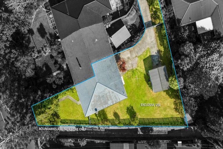 Photo of property in 3/70 Kaurilands Road, Titirangi, Auckland, 0604