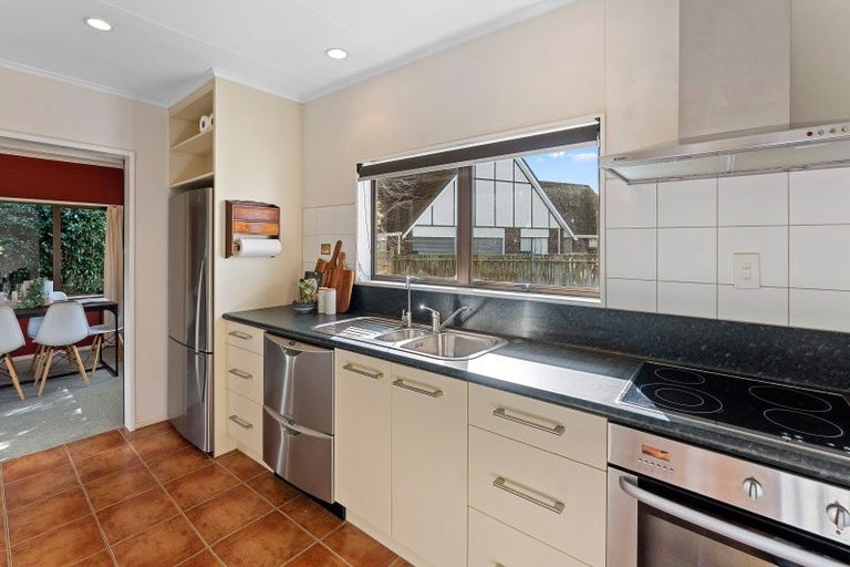 Photo of property in 10 Renata Road, Otaki, 5512