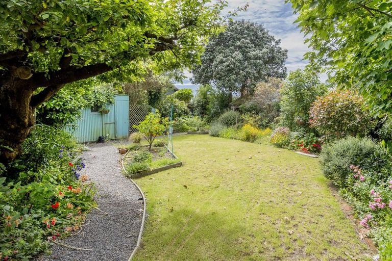 Photo of property in 6 Ngaio Street, Otaki Beach, Otaki, 5512