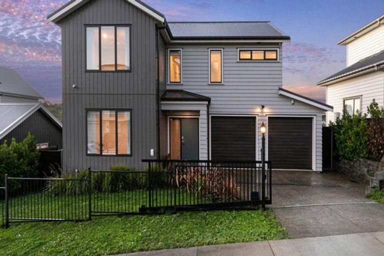 Photo of property in 41 Maka Terrace, Orewa, 0931