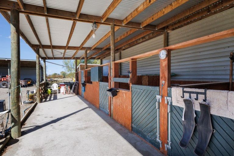 Photo of property in 1614 State Highway 3, Awahuri, Palmerston North, 4476