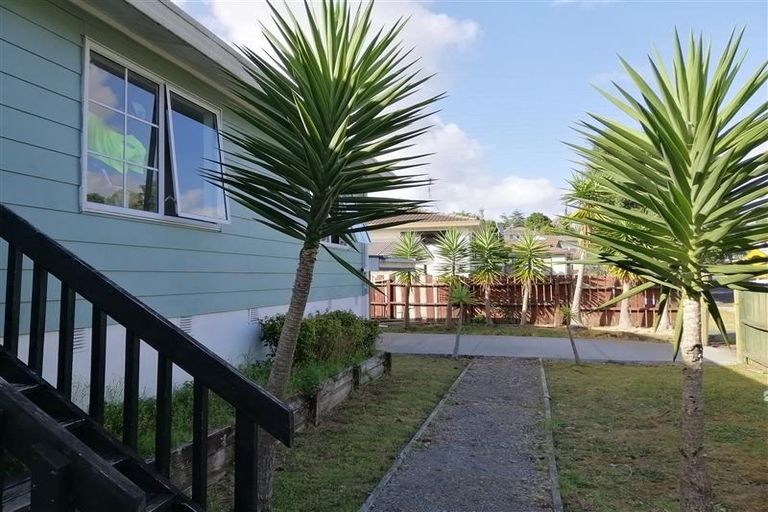 Photo of property in 109 Keegan Drive, Massey, Auckland, 0614
