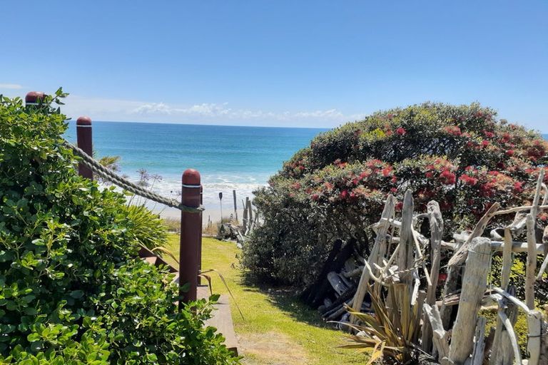 Photo of property in 433 Pukehina Parade, Pukehina, Te Puke, 3189