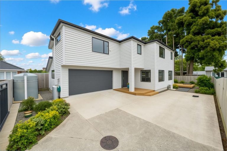 Photo of property in 22a Rathgar Road, Henderson, Auckland, 0610