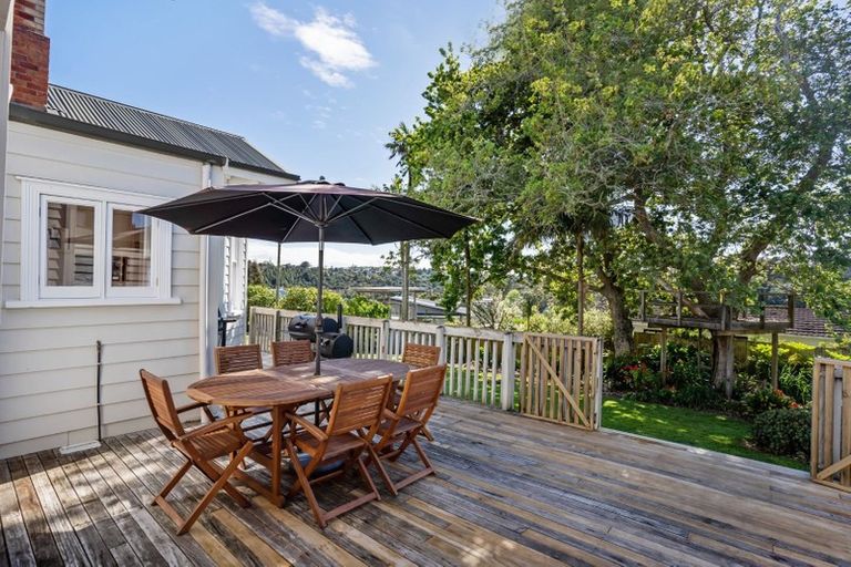 Photo of property in 95 Verbena Road, Birkdale, Auckland, 0626