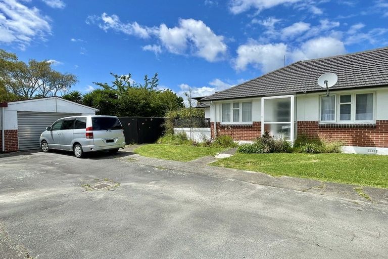 Photo of property in 19 Totara Street, Trentham, Upper Hutt, 5018