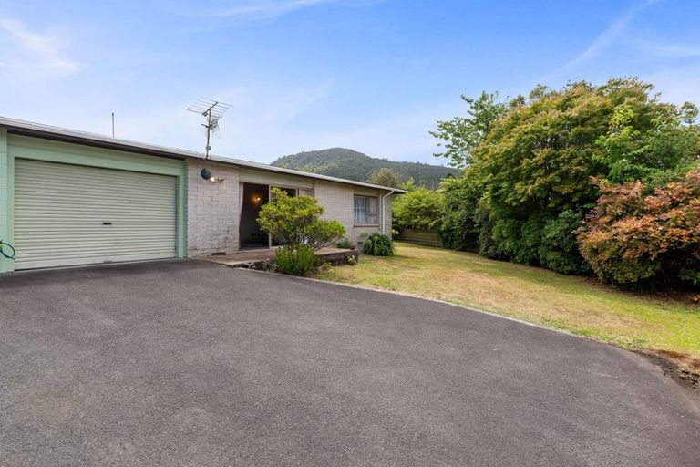 Photo of property in 175 Clayton Road, Mangakakahi, Rotorua, 3015