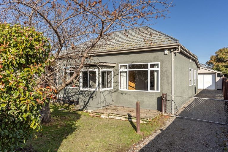 Photo of property in 12 Frederick Street, Waltham, Christchurch, 8011