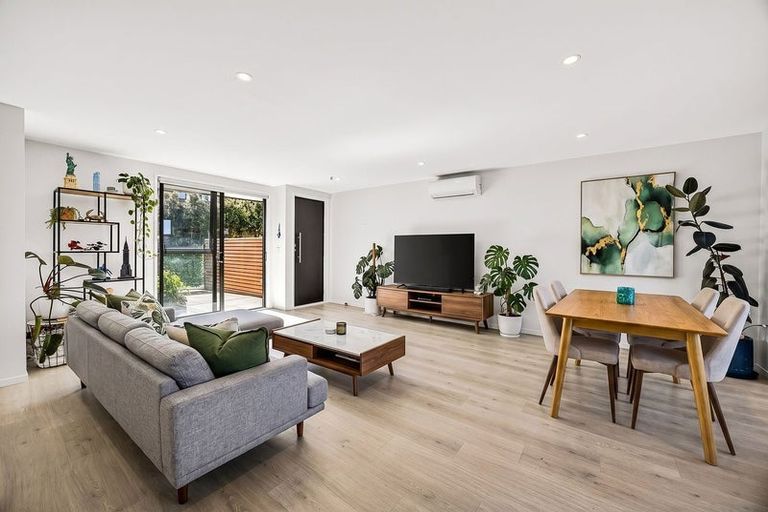 Photo of property in 103 Bonair Crescent, Silverdale, 0932