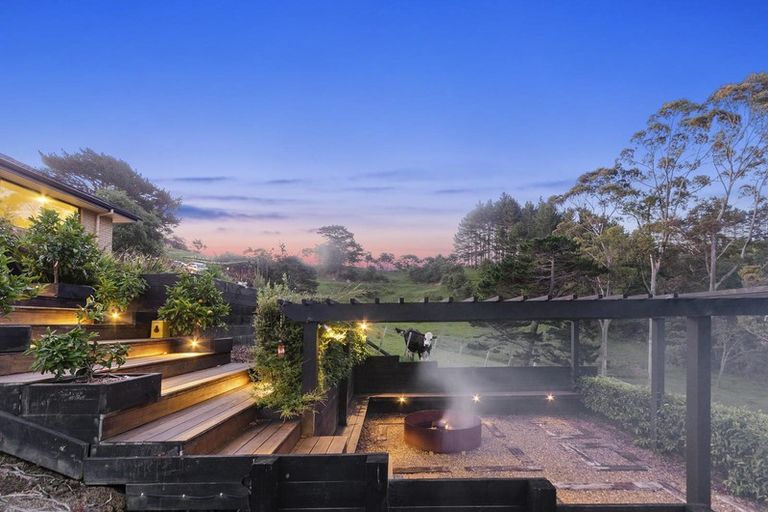 Photo of property in 174 Zanders Road, Helensville, Waimauku, 0882