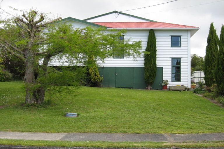 Photo of property in 16 Bellevue Avenue, Wellsford, 0900