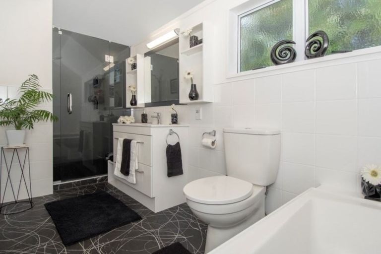 Photo of property in 16a Kotuku Place, Matua, Tauranga, 3110