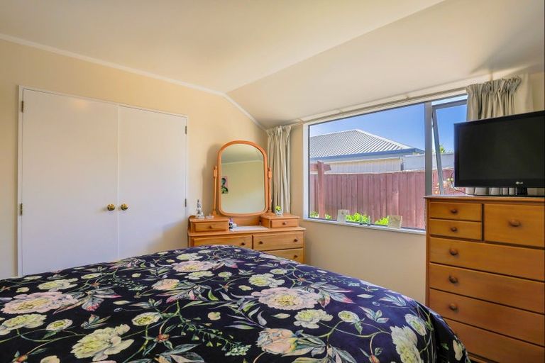 Photo of property in 2/25 Stead Crescent, Stoke, Nelson, 7011