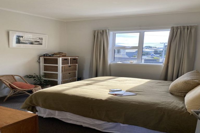 Photo of property in 30 Brighton Street, Island Bay, Wellington, 6023