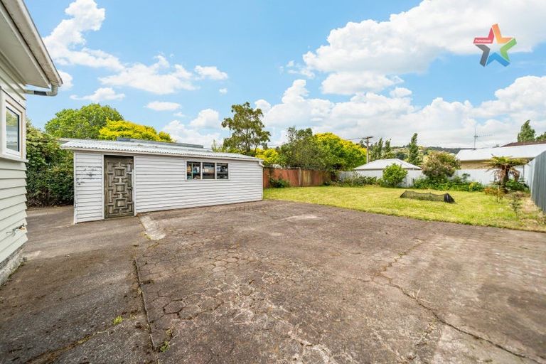 Photo of property in 8 Golf Road, Manor Park, Lower Hutt, 5019