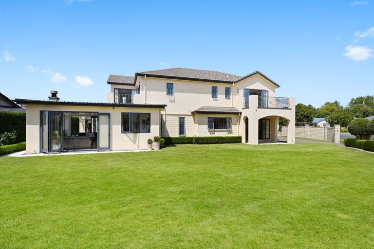 Photo of property in 27 Nielsen Gardens, Rototuna, Hamilton, 3210