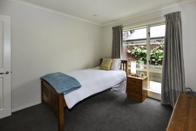 Photo of property in 12 Six Silvers Avenue, Halswell, Christchurch, 8025